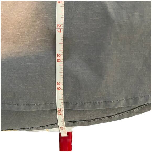 Men's Swiss Tech Button Up Tech Hiking Shirt Size L Grey Travel Gorpcore Preppy - Picture 6 of 13